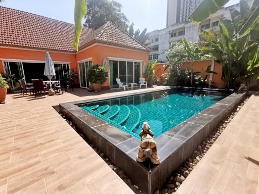 Pool Villa for sale on Pratumnak Hill