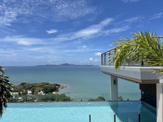 Luxury sea view condo for sale on Pratumnak Hill