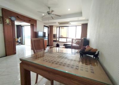 Beachfront condo sale Jomtien