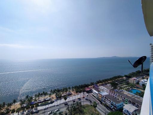 Beachfront condo sale Jomtien