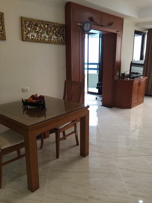 Beachfront condo sale Jomtien