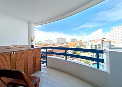 3bedrooms for sale at Jomtien Plaza condotel
