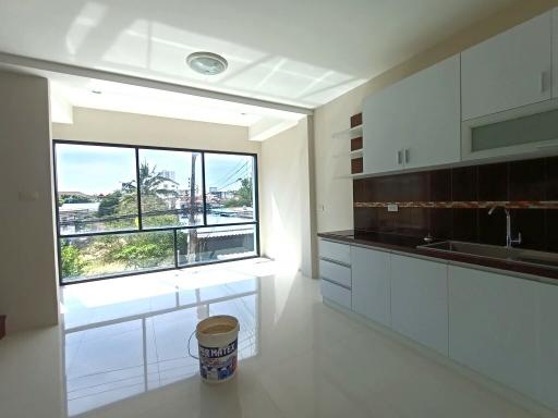 Townhome for sale in Naklua