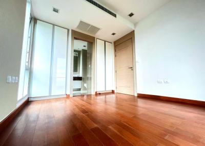 Sea view condo in The Palm Wong Amat for sale