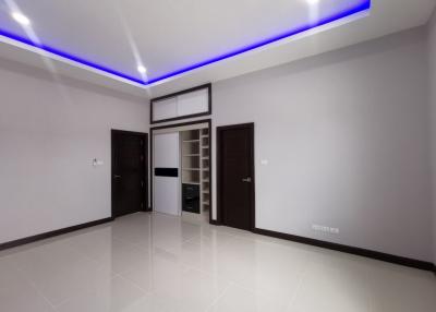 Brand new house for sale at Bangsaray