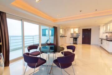 Large 2 bedrooms with an office and parking space for sale View Talay 7