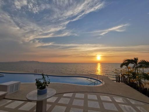 Luxury sea View Condo for sale at The Residence at Dream