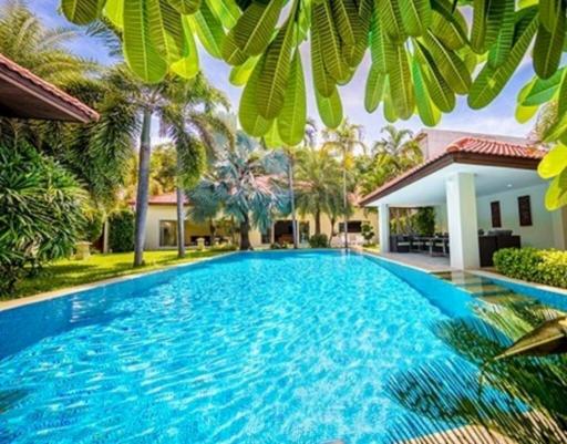 Luxury Pool Villa for sale at Majestic Residence