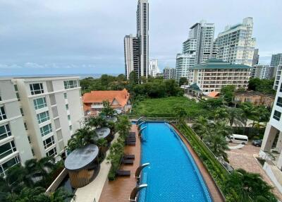 Studio Condo facing Pool view for Sale at Pratamnak