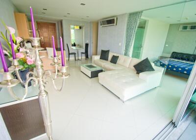 Laguna Height condo for Sale at Wongamat