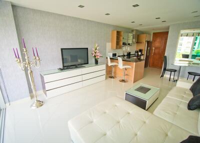 Laguna Height condo for Sale at Wongamat