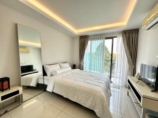 Condo for Sale and Rent at Laguna beach Jomtien