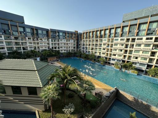 Condo for Sale and Rent at Laguna beach Jomtien