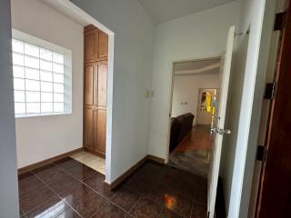 4 Bedrooms House For Sale in East Pattaya