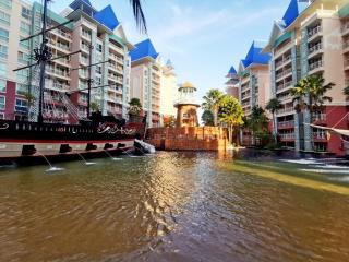 Grand Caribbean resort condo for Sale