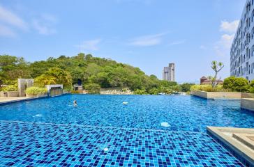 2 Bedrooms condo for sale & rent at The Axis