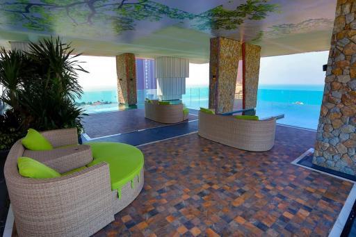 Luxury sea view at The Riviera Ocean Drive