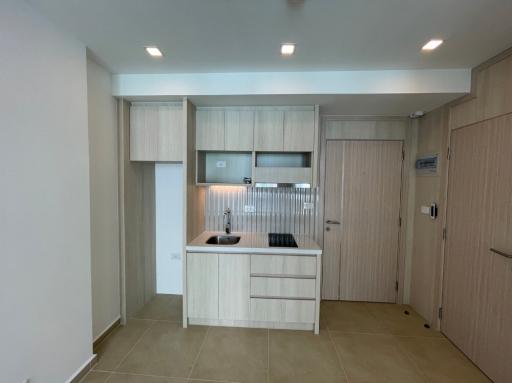 1 bedroom Pool view for sale in South Pattaya