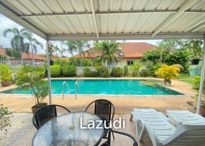 Pool Villa for Sale at Supanuch Village Pattaya