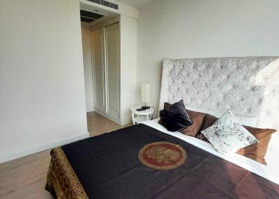 Del Mare Luxury Condo for Rent in Bansaray