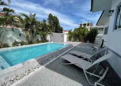Pool Villa For Sale in Jomtien