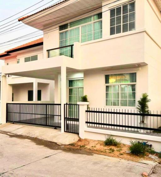 Newly renovated house for rent at East Pattaya