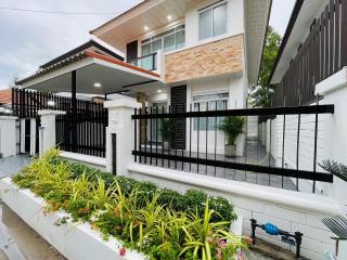 168 ตรม., 3 ห้องนอน, 3 ห้องน้ำ บ้าน ราคา ฿ 4,290,000