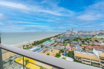 Luxury sea view condo for rent at Copacabana