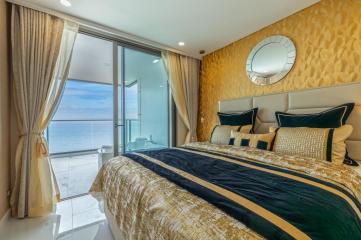 Luxury sea view condo for rent at Copacabana