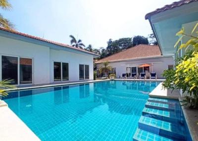 Luxury Pool Villa for sale at Majestic Residence