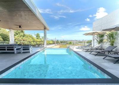 Ultra-modern luxury pool villa for sale Siam Royal View