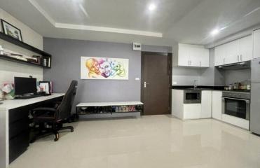 Condo For Sale at Deblue Sky (Thepprasit)