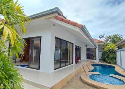 Pool Villa  For Rent At Jomtien