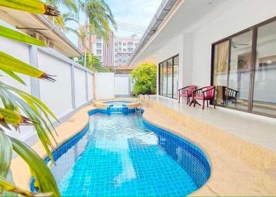 Pool Villa  For Rent At Jomtien