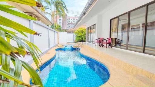 Pool Villa  For Rent At Jomtien