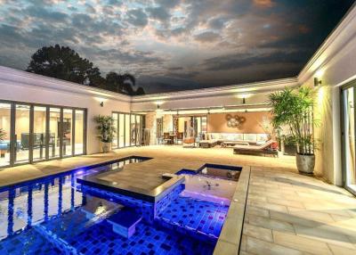 Luxury Pool Villas for Sale at Siam Royal View