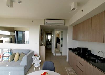 Sea view 2 bedroom condo for rent at Unixx South Pattaya