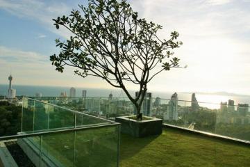 Sea view 2 bedroom condo for rent at Unixx South Pattaya