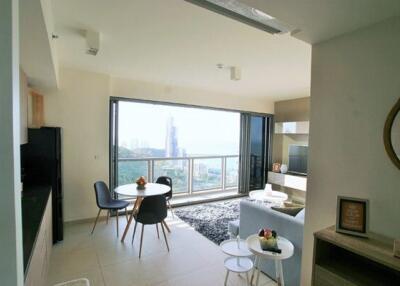 Sea view 2 bedroom condo for rent at Unixx South Pattaya