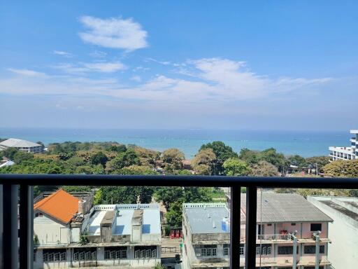 Luxury condo for sale on Pratumnak Hill