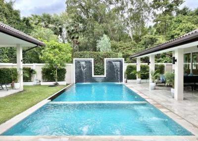 Pool Villa For Sale at Huay Yai