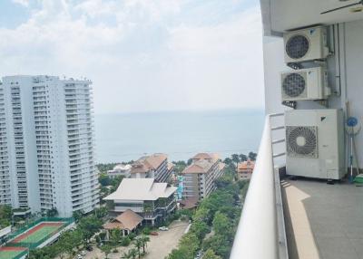 Stunning room at View Talay 5D 2 bedrooms Seaview for Sale