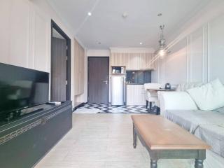 Venetian Signature Condo Resort for Rent and Sale