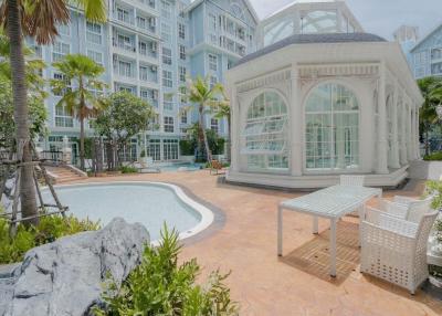 Grand Florida Beach front Condo  For Sale