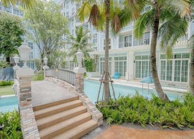 Grand Florida Beach front Condo  For Sale