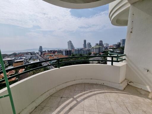 Sea view Condo  For Sale At Pratamnuk