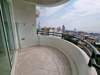 Sea view Condo  For Sale At Pratamnuk