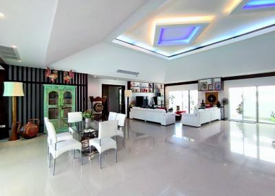 Luxury Pool Villa For Sale At Jomtien Park Villa