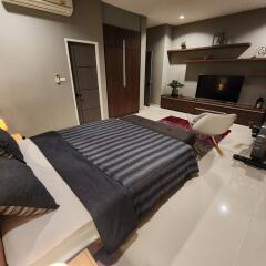 Modern House Pool villas For Rent at Huay Yai