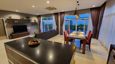 Modern House Pool villas For Rent at Huay Yai